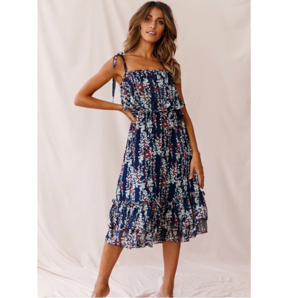 Saints & Secrets Floral Red White Blue Spring Feminine Ruffle Midi Dress‎ Small